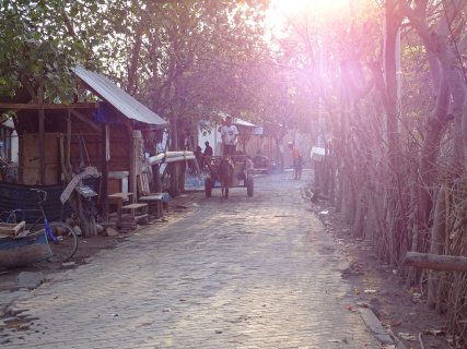 Straßen und Verkehr auf Gili Meno