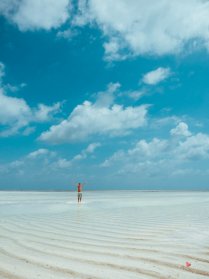 Traumstrand von Paje in Sansibar bei Ebbe