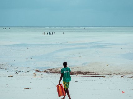 Fischer am Strand von paje