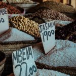 Reis auf Markt in Stone Town