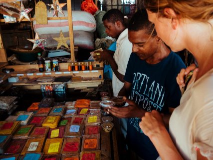 Gewürze kaufen in Stone Town