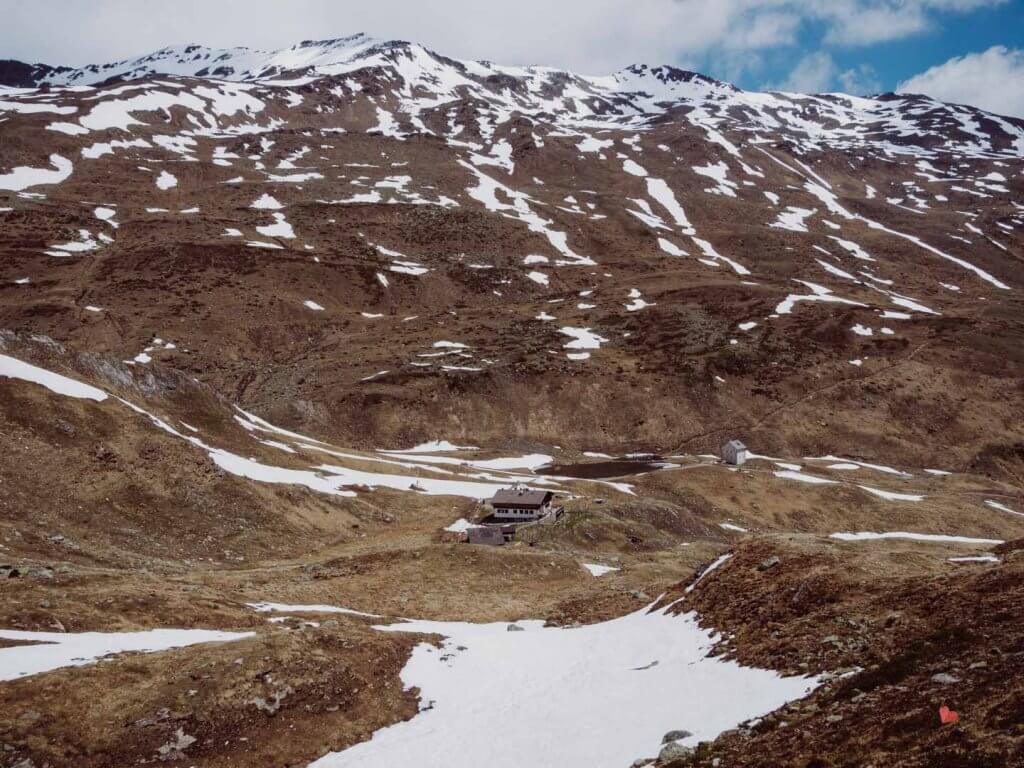 Blick auf die Sesvenna Hütte