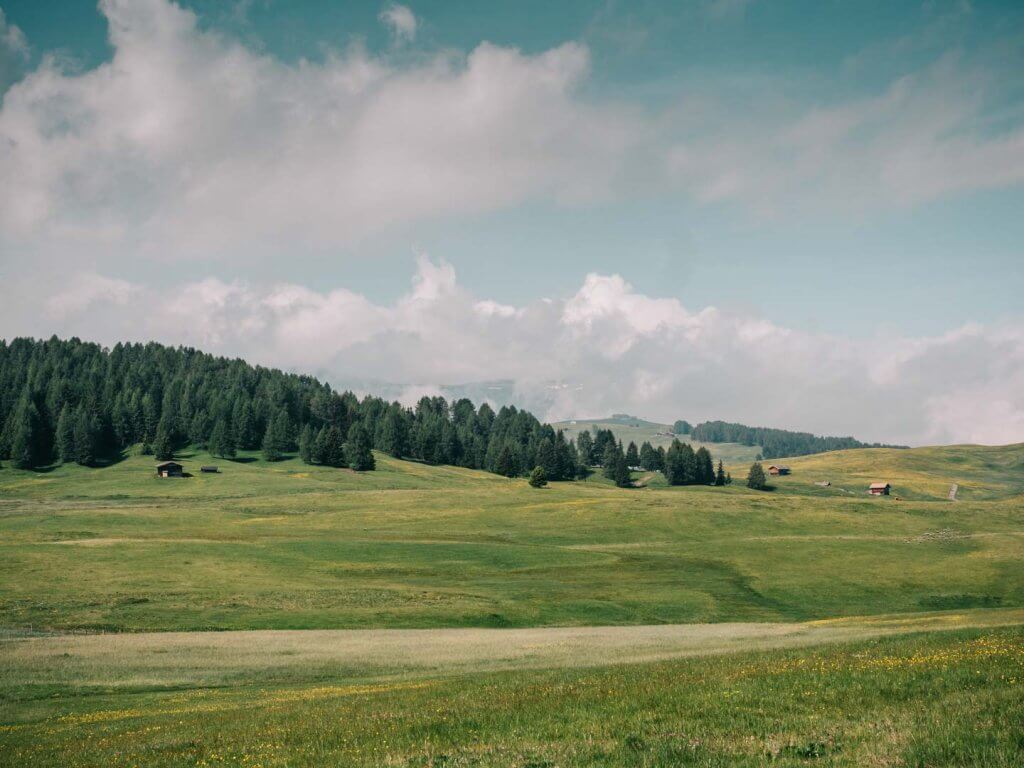  Urlaub in den Dolomiten - Wanderung auf der Seiser Alm